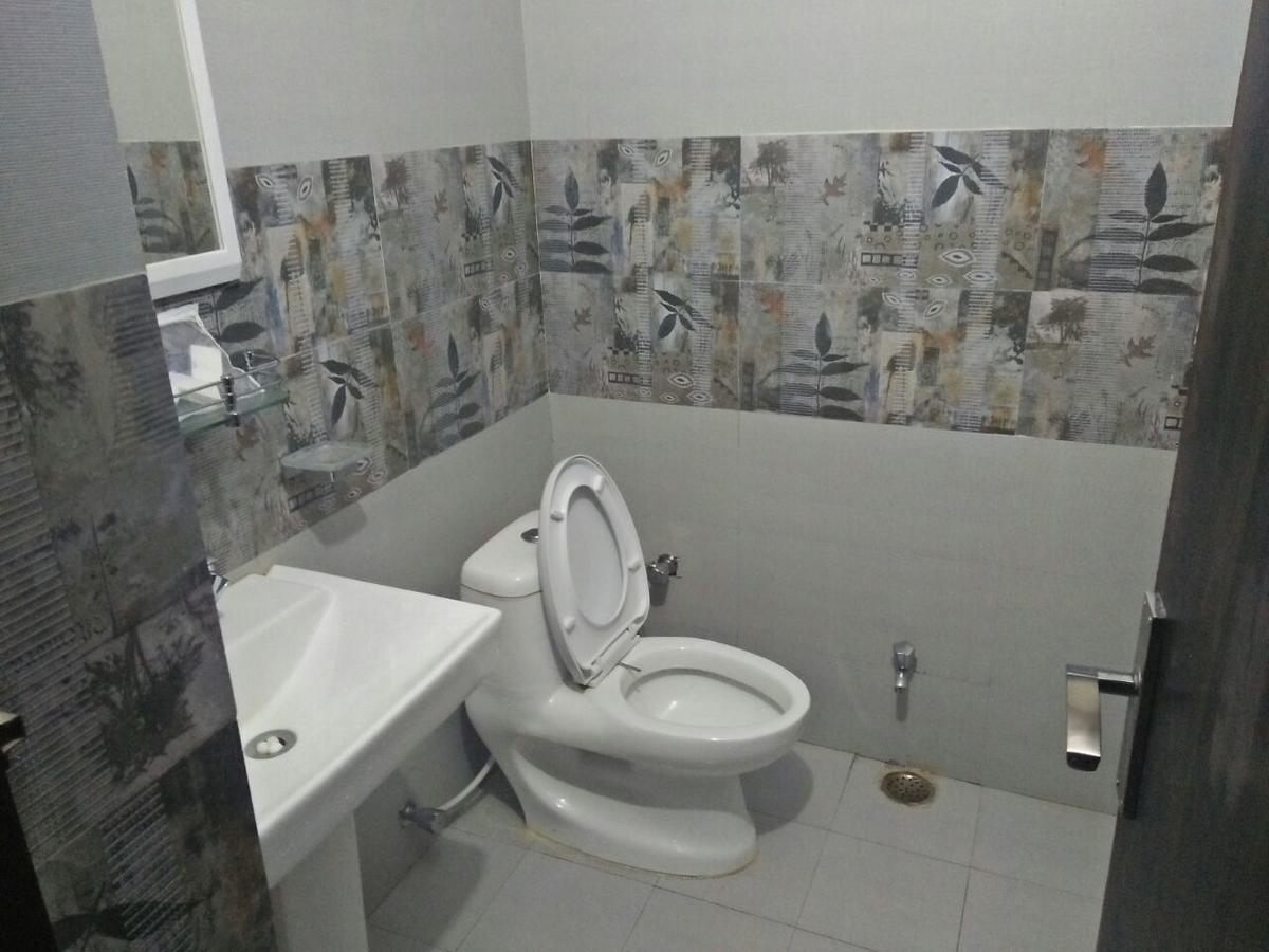 מלון New Tehri Oyo 11877 Royal Residency מראה חיצוני תמונה
