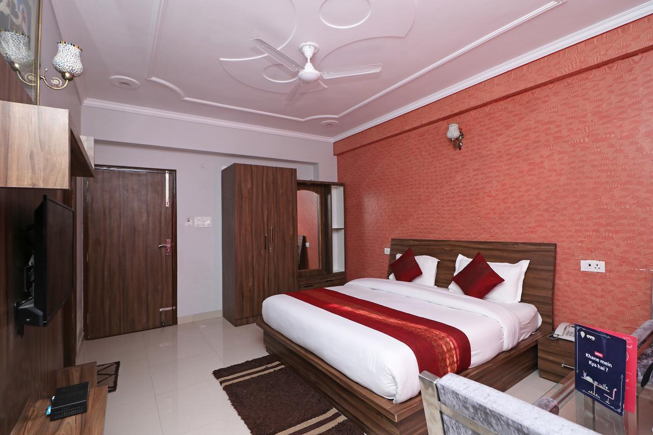 מלון New Tehri Oyo 11877 Royal Residency מראה חיצוני תמונה